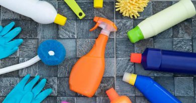 What are the differences between cleaning materials